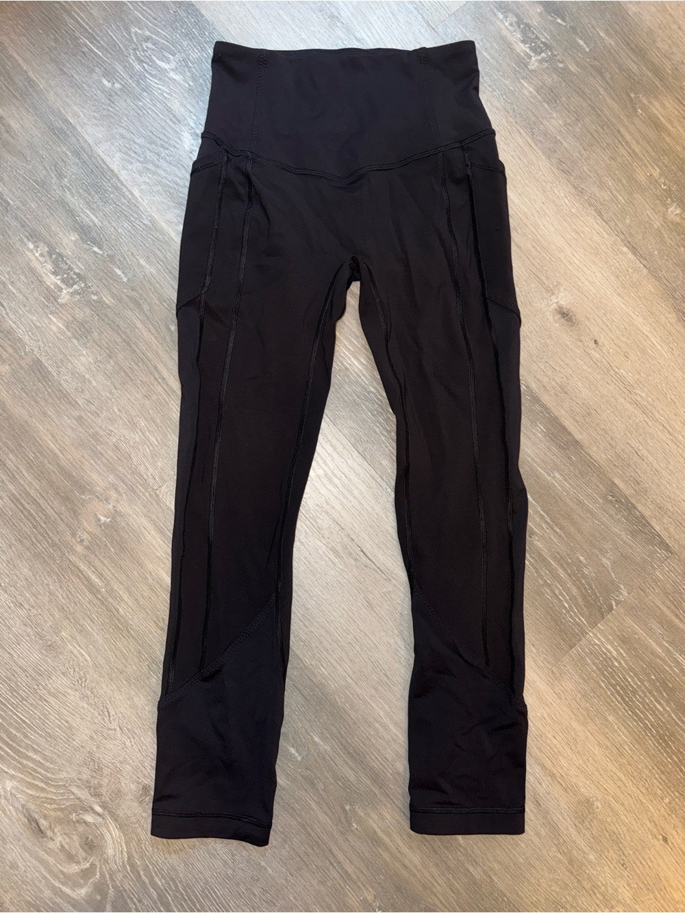 Black Lululemon leggings